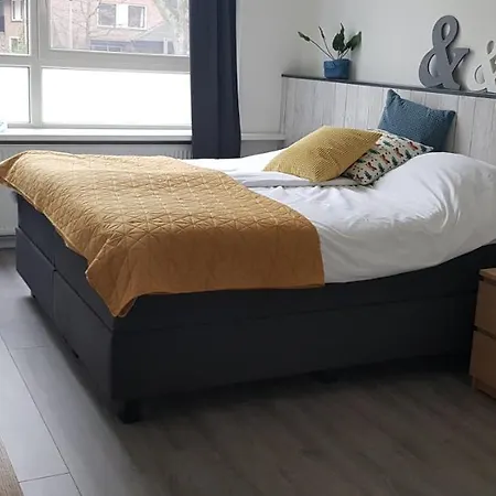 Bed and Breakfast De Wilhelminaschool