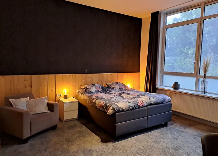 De Wilhelminaschool فندق مبيت وإفطار 3*