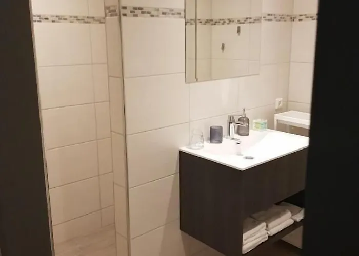 فندق مبيت وإفطار De Wilhelminaschool