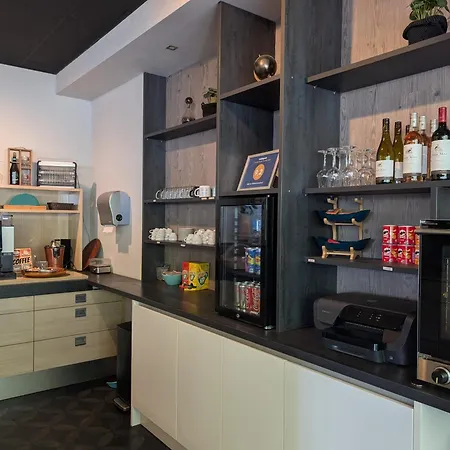 ベッド・アンド・ブレックファスト De Wilhelminaschool