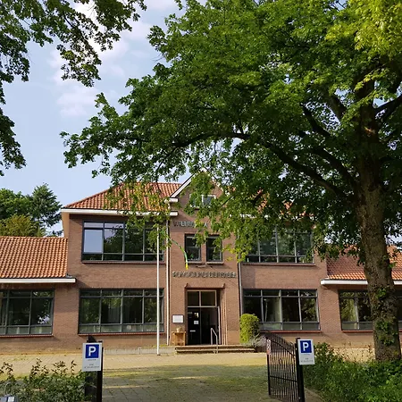 De Wilhelminaschool ベッド・アンド・ブレックファスト