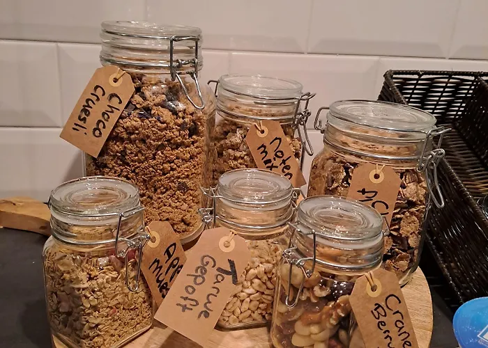 De Wilhelminaschool ベッド・アンド・ブレックファスト アールテン